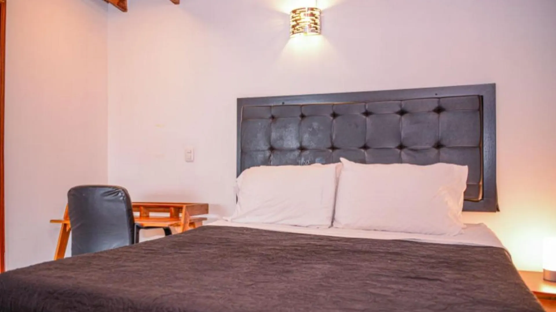 Apartment El Jeffe 메딜린