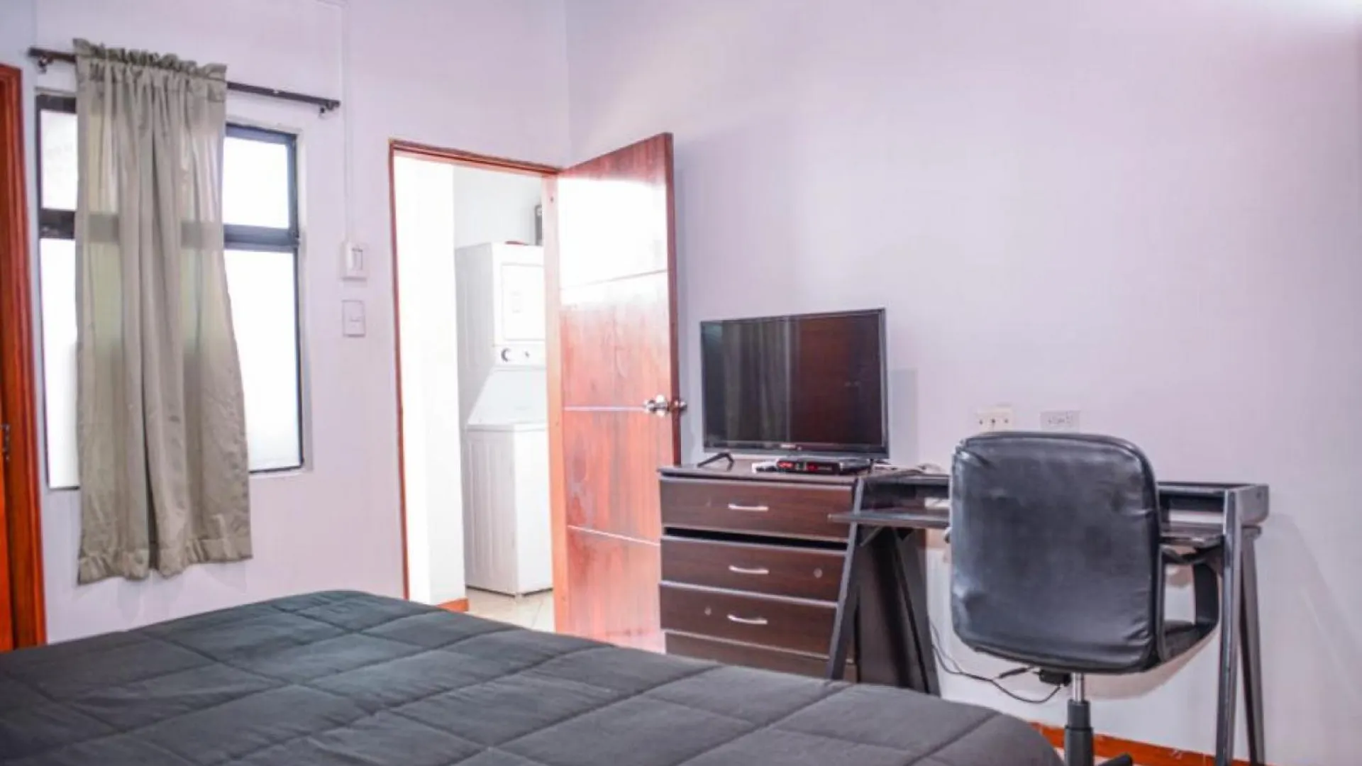 Apartment El Jeffe 메딜린