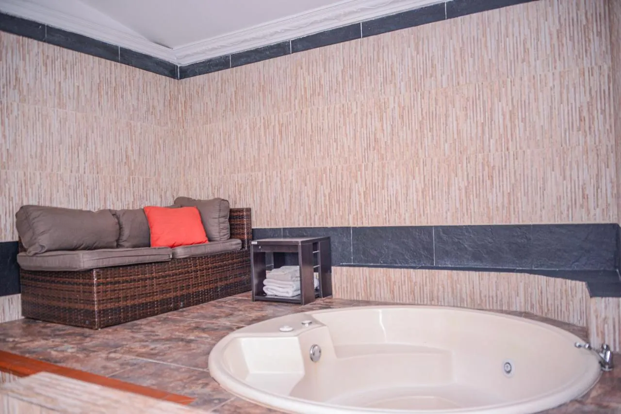 Apartment El Jeffe 메딜린